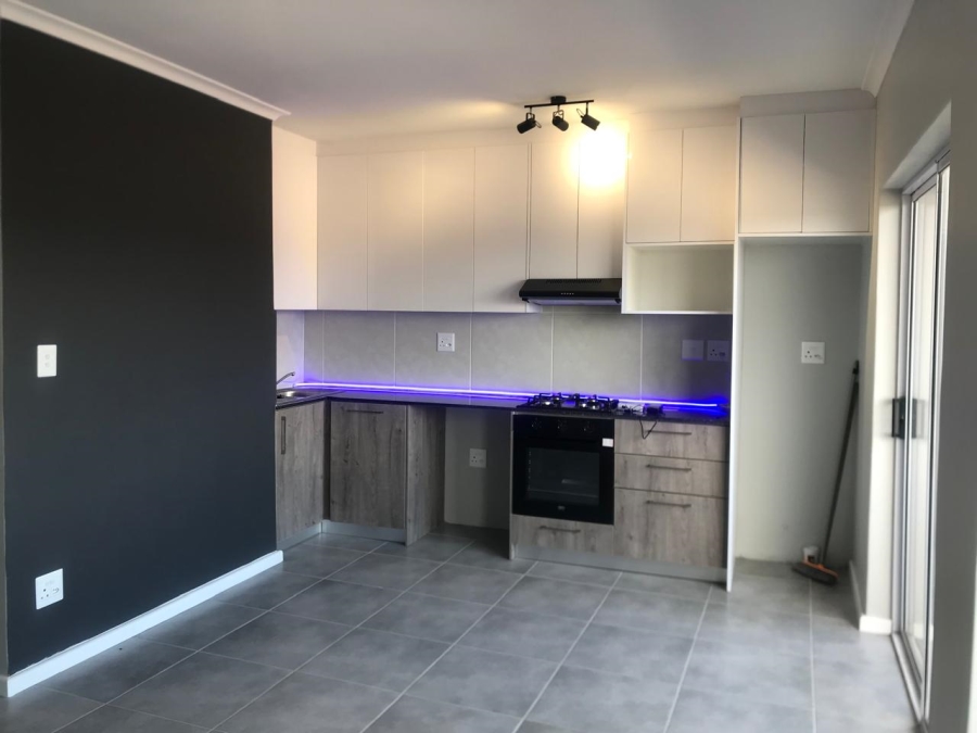 To Let 2 Bedroom Property for Rent in Table View Western Cape